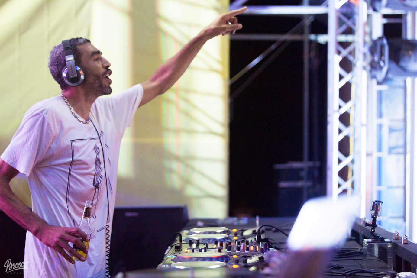 Beeline Live Energy Fest 2015  Leeroy Thornhill (24  2015)